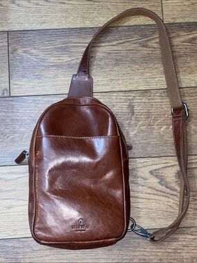 Wild West Los Angeles Brown Leather Crossbody Sling
